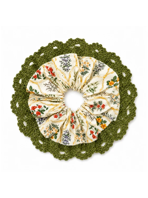 Ozdobna gumka scrunchie z koronką, GREEN BOUQUET
