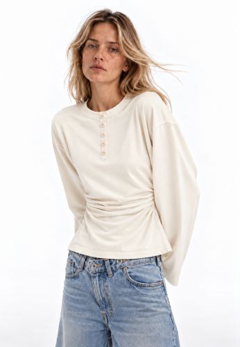 Gładki longsleeve zapinany na guziki, ELISE CREAMY-WHITE